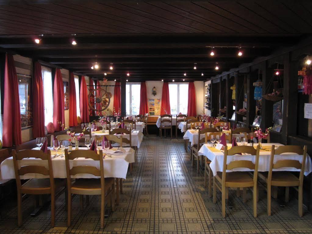 Hotel Krone Attinghausen Екстер'єр фото