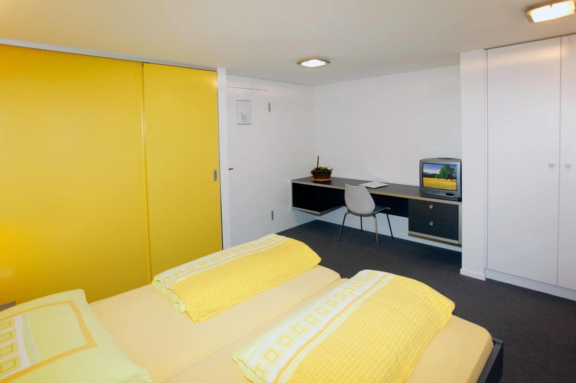 Hotel Krone Attinghausen Екстер'єр фото