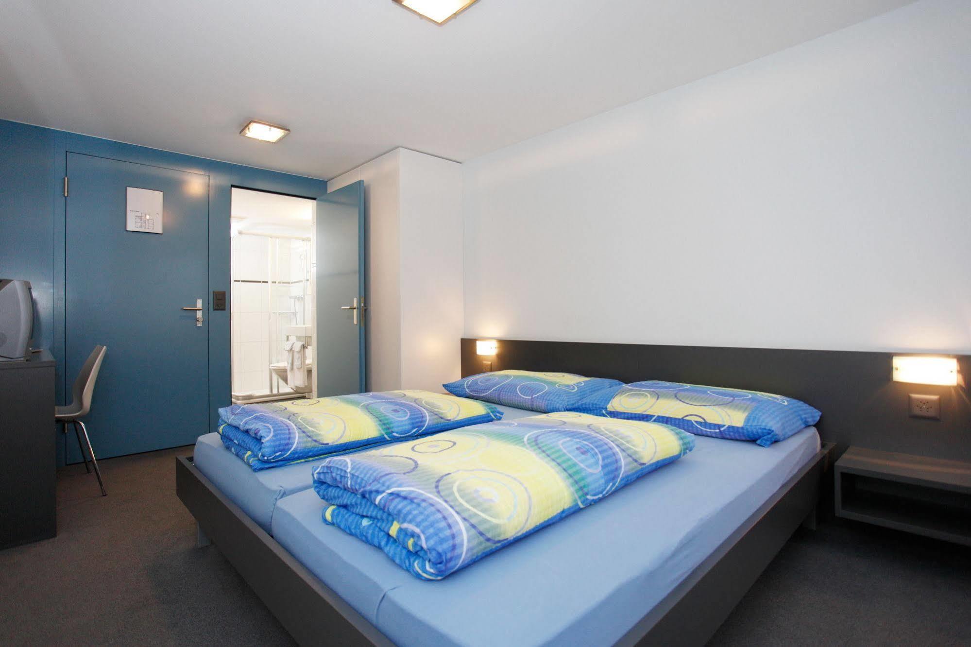 Hotel Krone Attinghausen Екстер'єр фото
